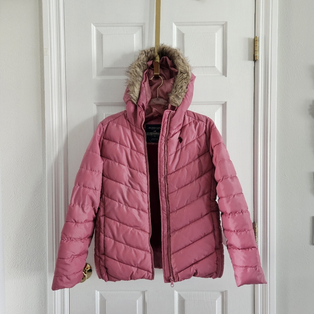 NWOT U.S. Polo ASSN Faux Fur Hooded Puffer Jacket/Coat- Oxford Rose - Picture 2 of 13